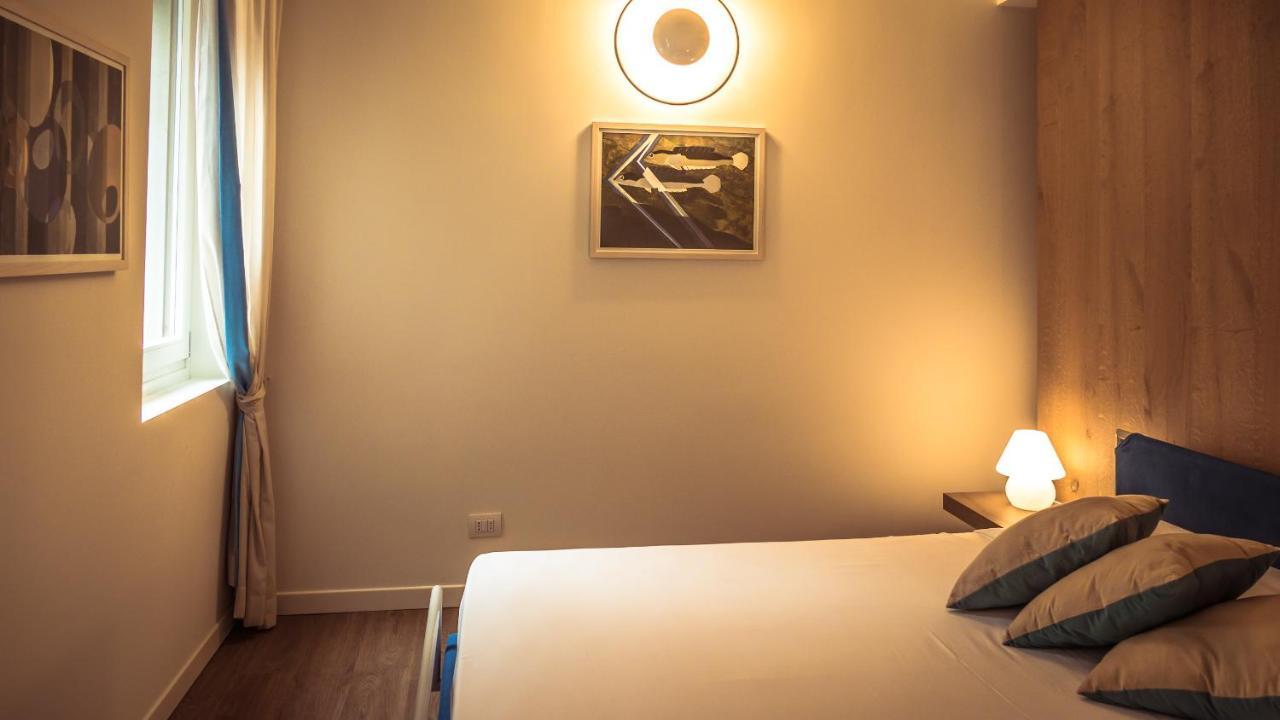 Porto Vecchio Appartamenti Lazise Extérieur photo
