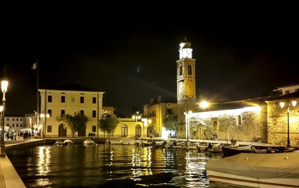 Porto Vecchio Appartamenti Lazise Extérieur photo