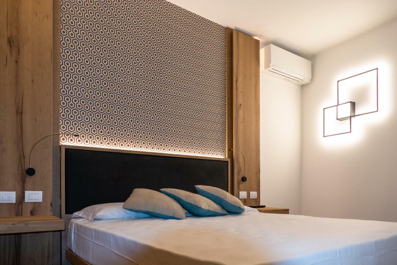 Porto Vecchio Appartamenti Lazise Extérieur photo